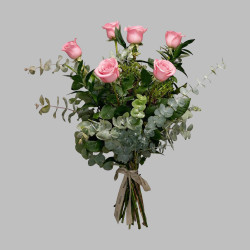 RAMO DE 6 ROSAS ROJAS