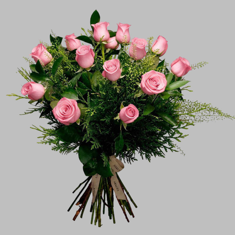 DOCENA DE ROSAS ROSAS TALLO MEDIO