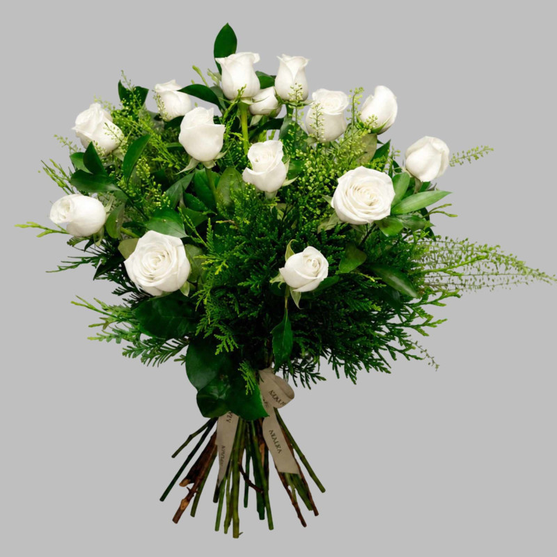 DOCENA DE ROSAS ROJAS TALLO MEDIO