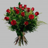 DOCENA DE ROSAS ROJAS TALLO MEDIO
