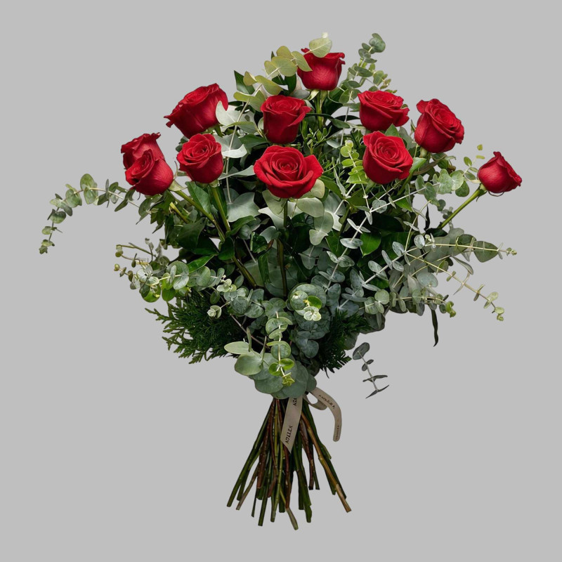 DOCENA DE ROSAS TALLO LARGO AMARILLAS