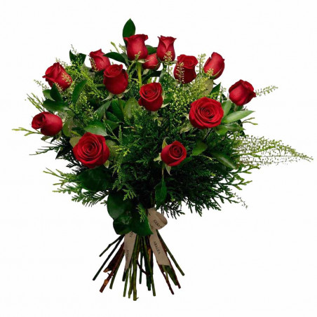 DOCENA DE ROSAS ROJAS TALLO MEDIO