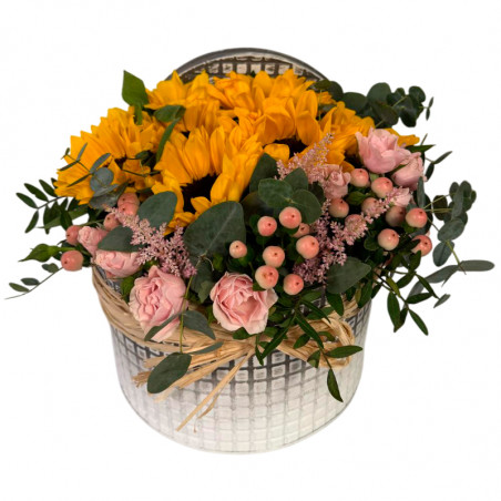 SOMBRERERA EN ROSA Y AMARILLO